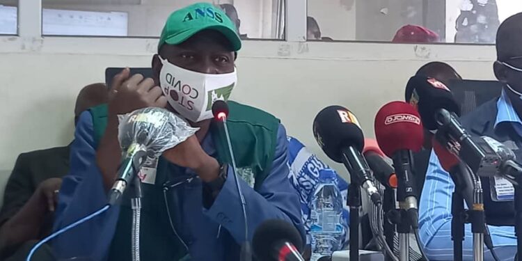 Covid19 :les voyageurs banalisent les mesures barrières a l’aéroport dit Sackoba Keita DG ANSS