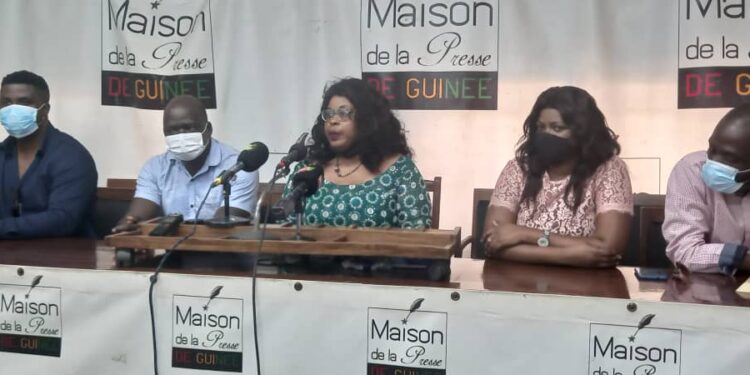 Migration clandestine: des ONG au front pour dissuader les candidats a ce voyage meurtrier