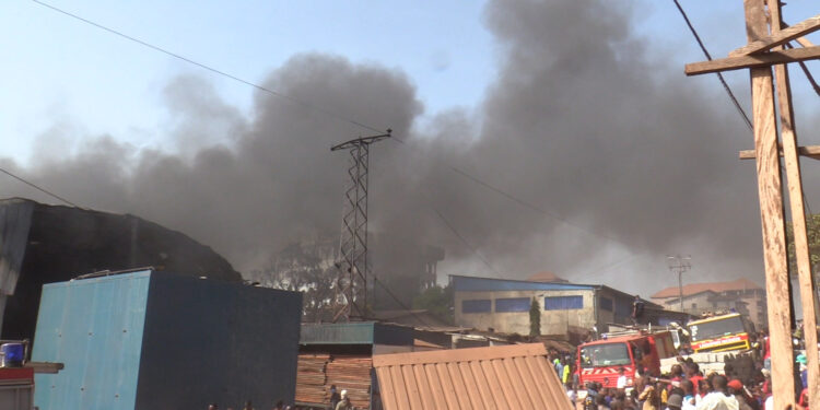 Conakry/Bambéto : l’usine de fabrique de marifala calcinée      