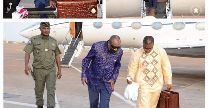 Guinée:Alpha Condé signe son retour après un long séjour