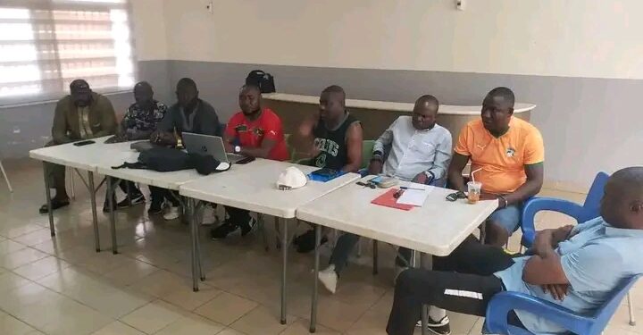CHAN 2025 – Syli local: les inquiétudes masquées du coach Abédi.