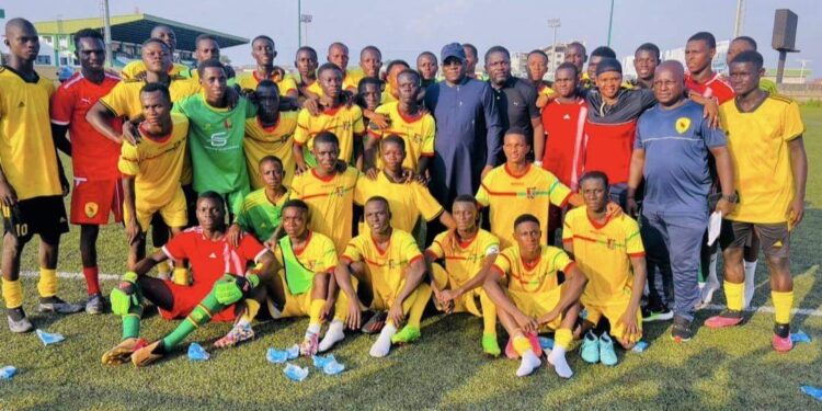 Guinée – LGFP : les clubs se révoltent contre le chiffre 50 et réclament 90 millions GNF et les dettes!