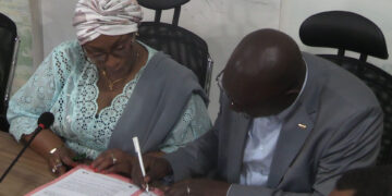 Des scrutins communal et législatif: La DGE signe des conventions avec des acteurs impliqués pour des élections pacifiques et participatives !